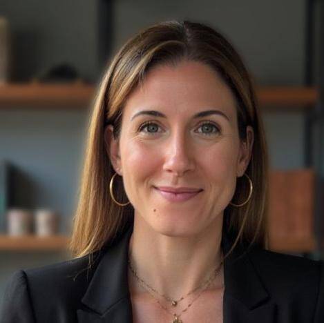 Ingrid C Padilla Rubio - Product designer & Strategist UX/UX