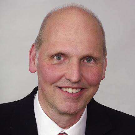 Peter Oechtering - Senior Hardware Entwickler Avionik & Automotive