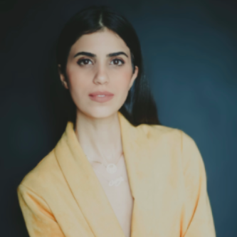 Jihene Essanaa - Directrice Artistique / Journaliste/ voix off
