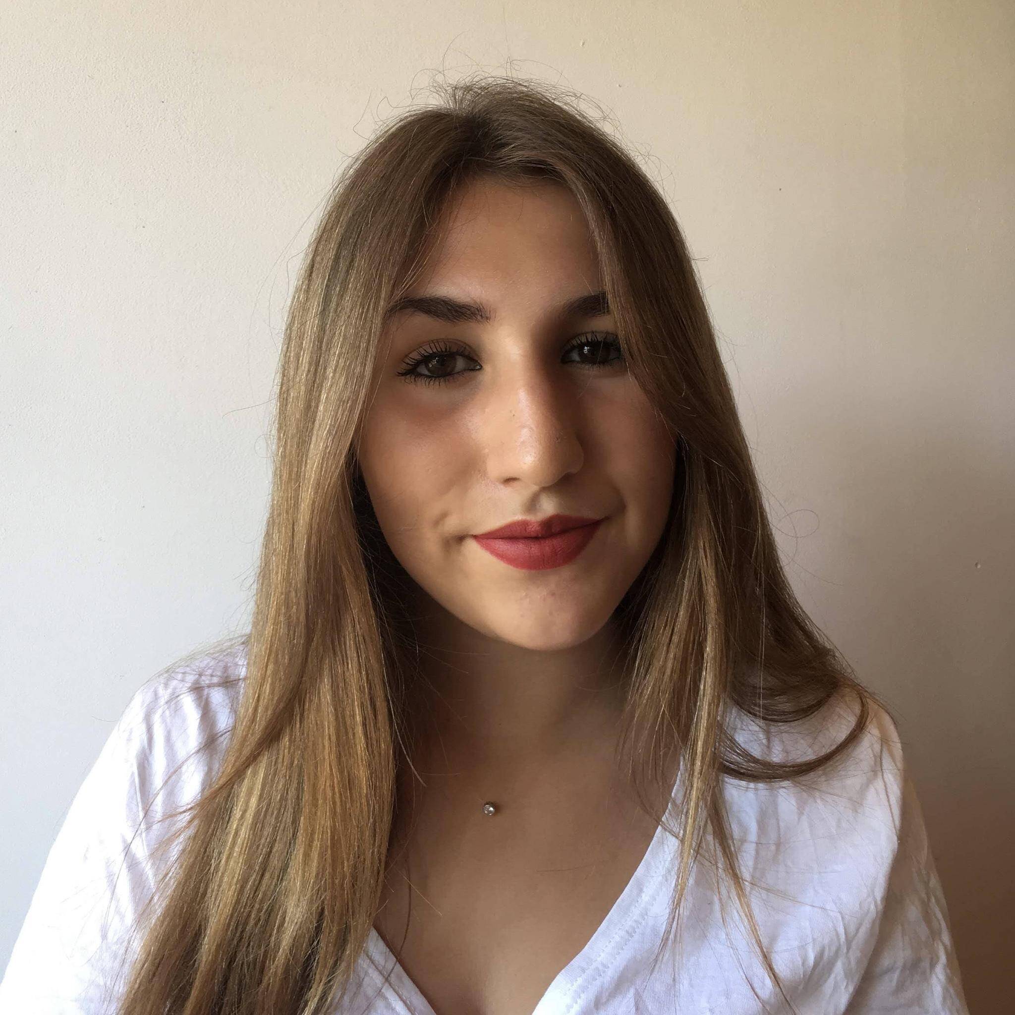 Sana Eddibi Eynard - Journaliste / Rédactrice web
