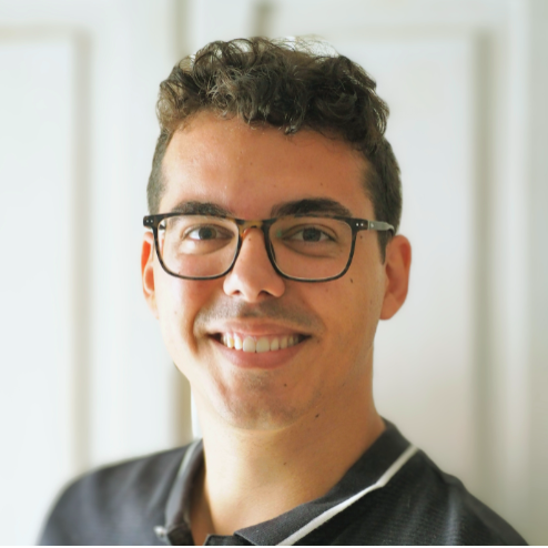 Alex Martínez - Senior Full-Stack Engineer
