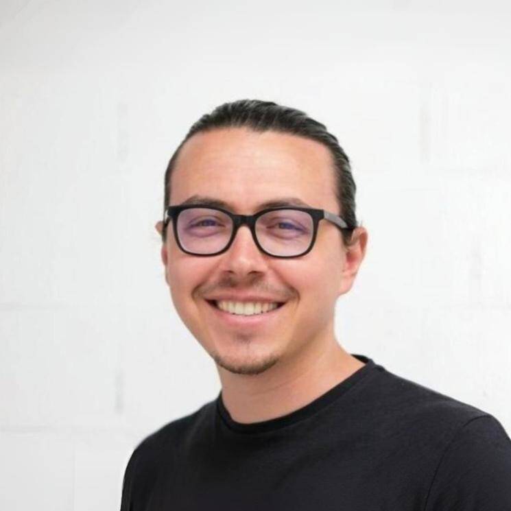 Valentin Allaire - CTO & Développeur Fullstack 🔥 IA/LLM/n8n/Node.JS