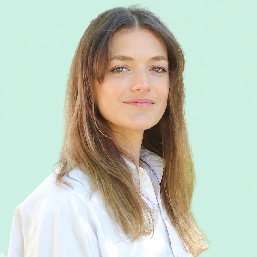 Lorraine Merz - Chef de Produit Senior Santé | Pharmacien ESSEC