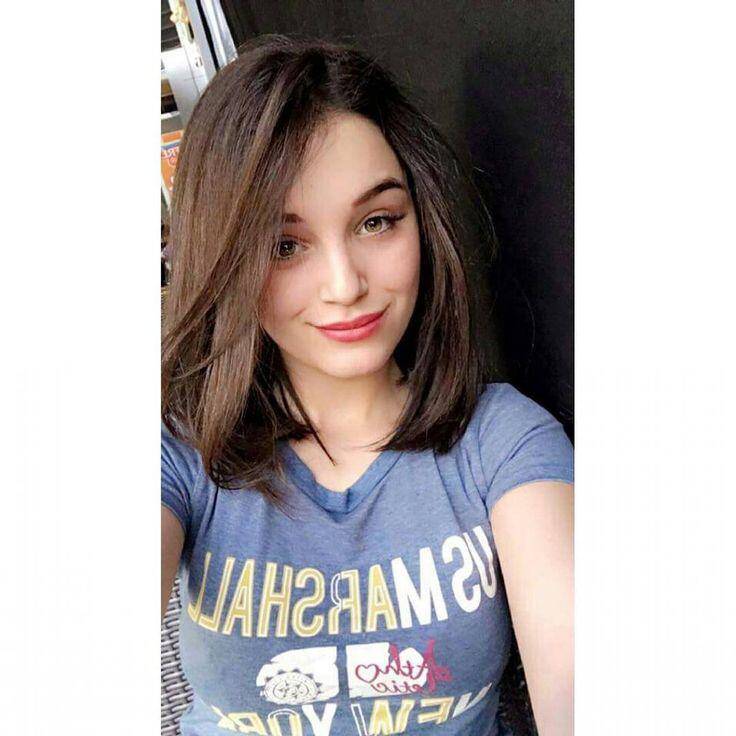 Kenza S.