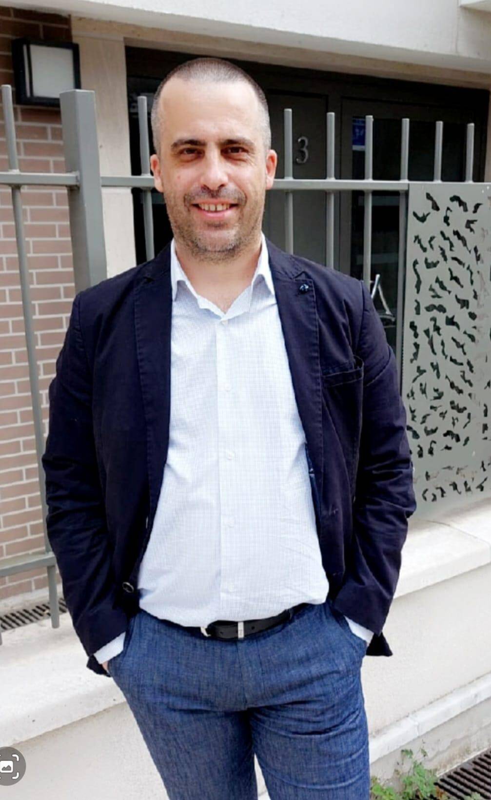 Alfonso Navarra - Conseil en stratégie immobilière pour franchises