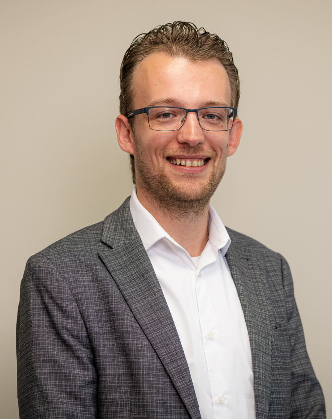 Dirk Versteeg - Management consultant (QHSSE)