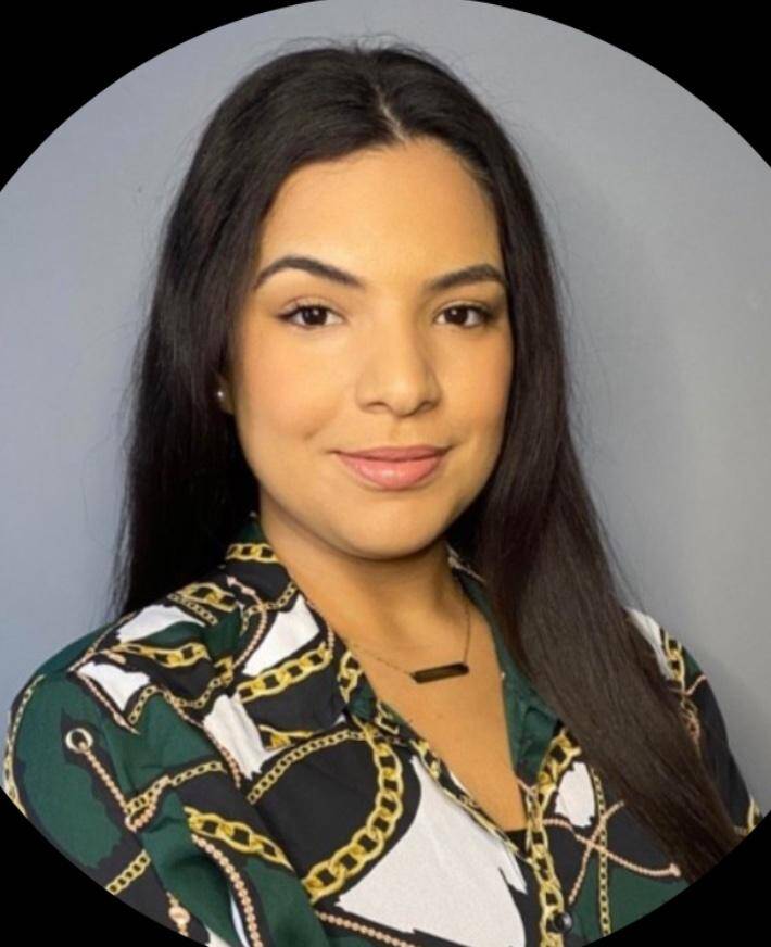 Sarah K. - Customer Support/Chargée de support utilisateurs