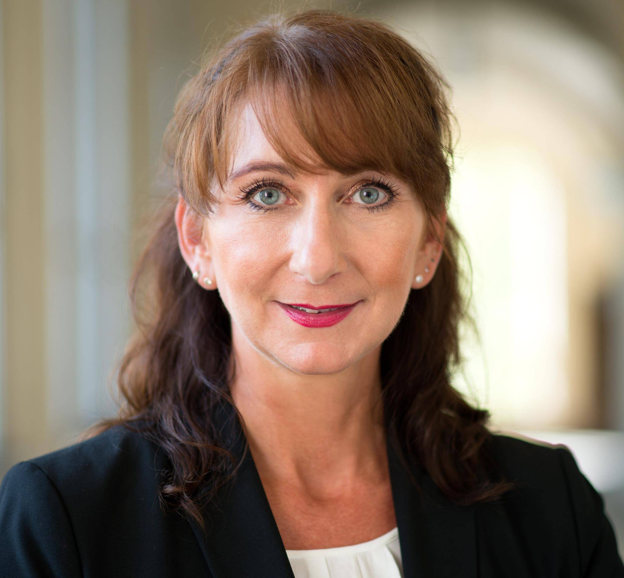 Martina R. Dinkelbach - Digital & Sustainable Transform.| Business Models