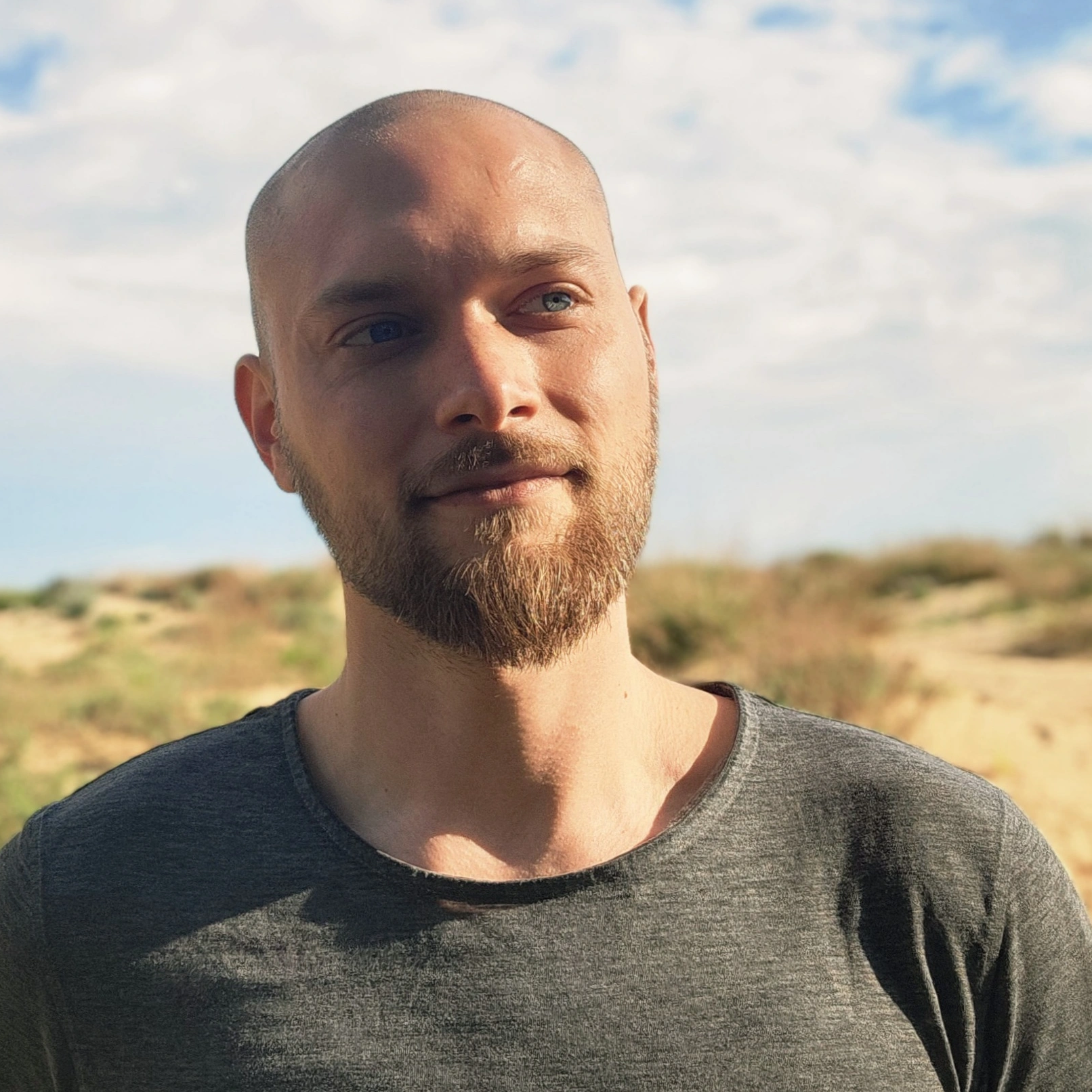 Maxime D. - Site internet/Création de contenus/Automation IA