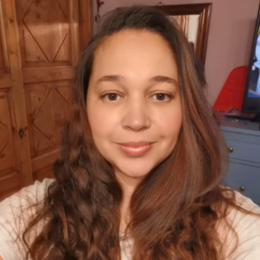 Aline L. - Problem Solver