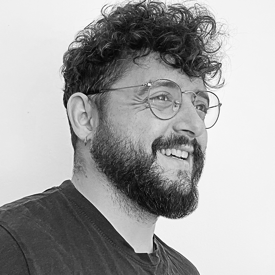 Toni Serna