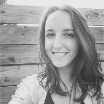 Manon A. - Virtual Assistant & Graphic/Web Designer