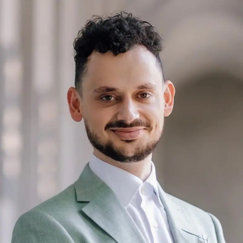 Dan Kabakov - Marketing Manager