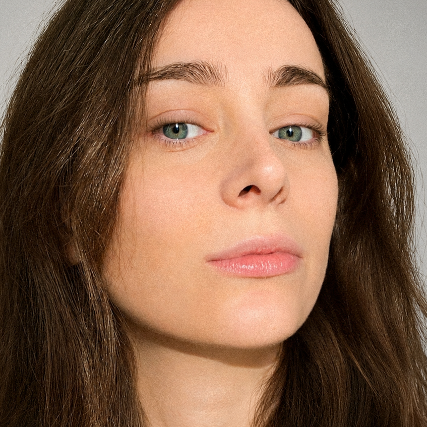 Apolline Robert - Directrice Artistique − Branding - Web Design