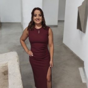 Lourdes M. - Creadora UGC y editora