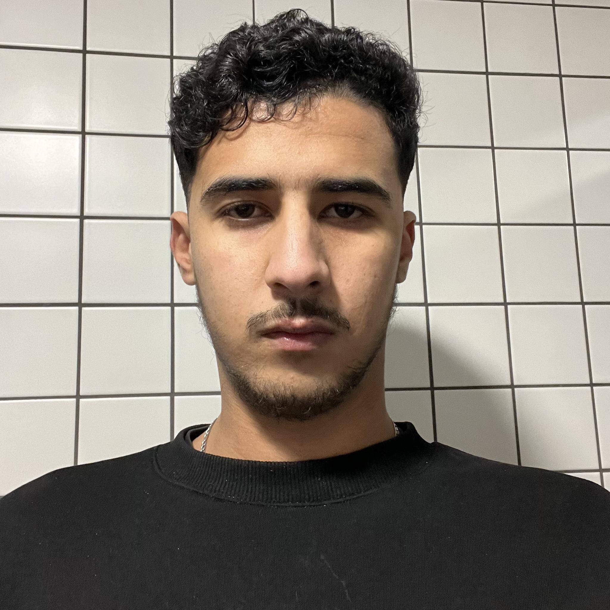 Mohamed Anis Khacef - Consultant informatique