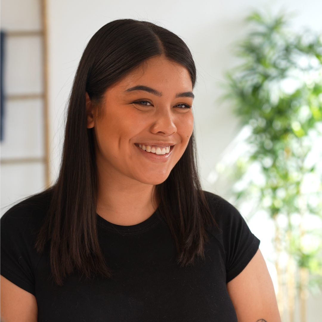 Charlotte G. - Social Media Strategist | Ex-Deloitte & Webedia 
