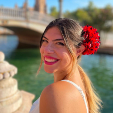 Natasha Ingenito - Social Media Strategist and Content Creator