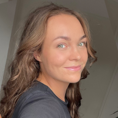 Hannah Bode - German Localization & UX Copy Specialist