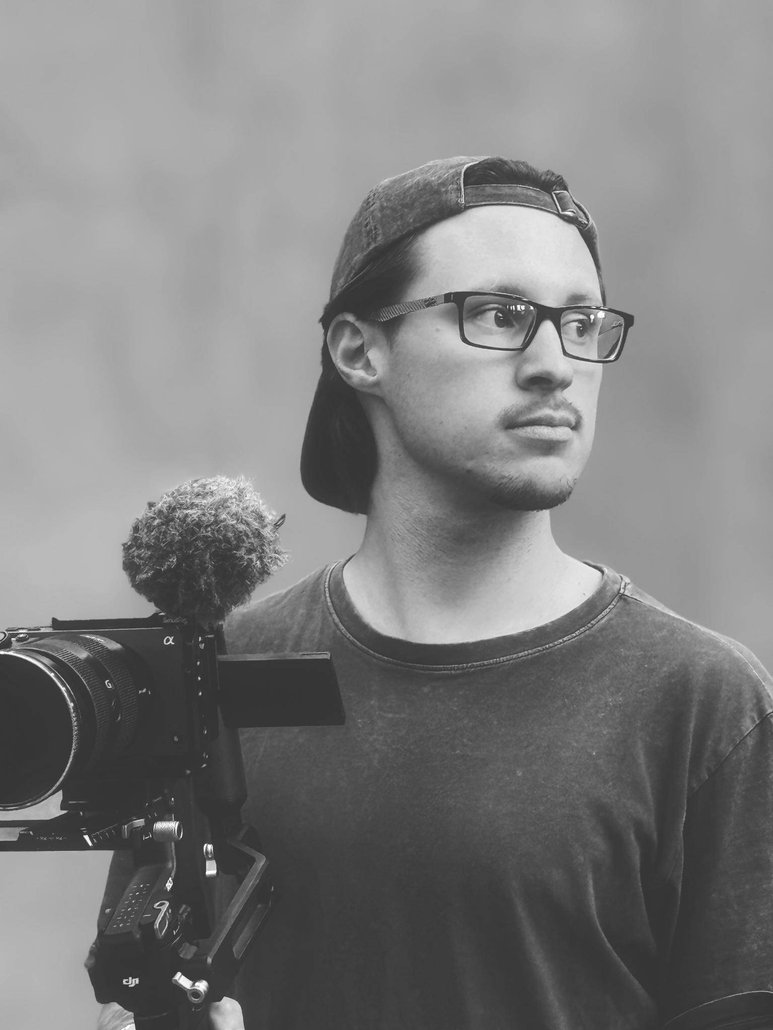 Bruno Baroni - Remote Video Editor & Creative Producer
