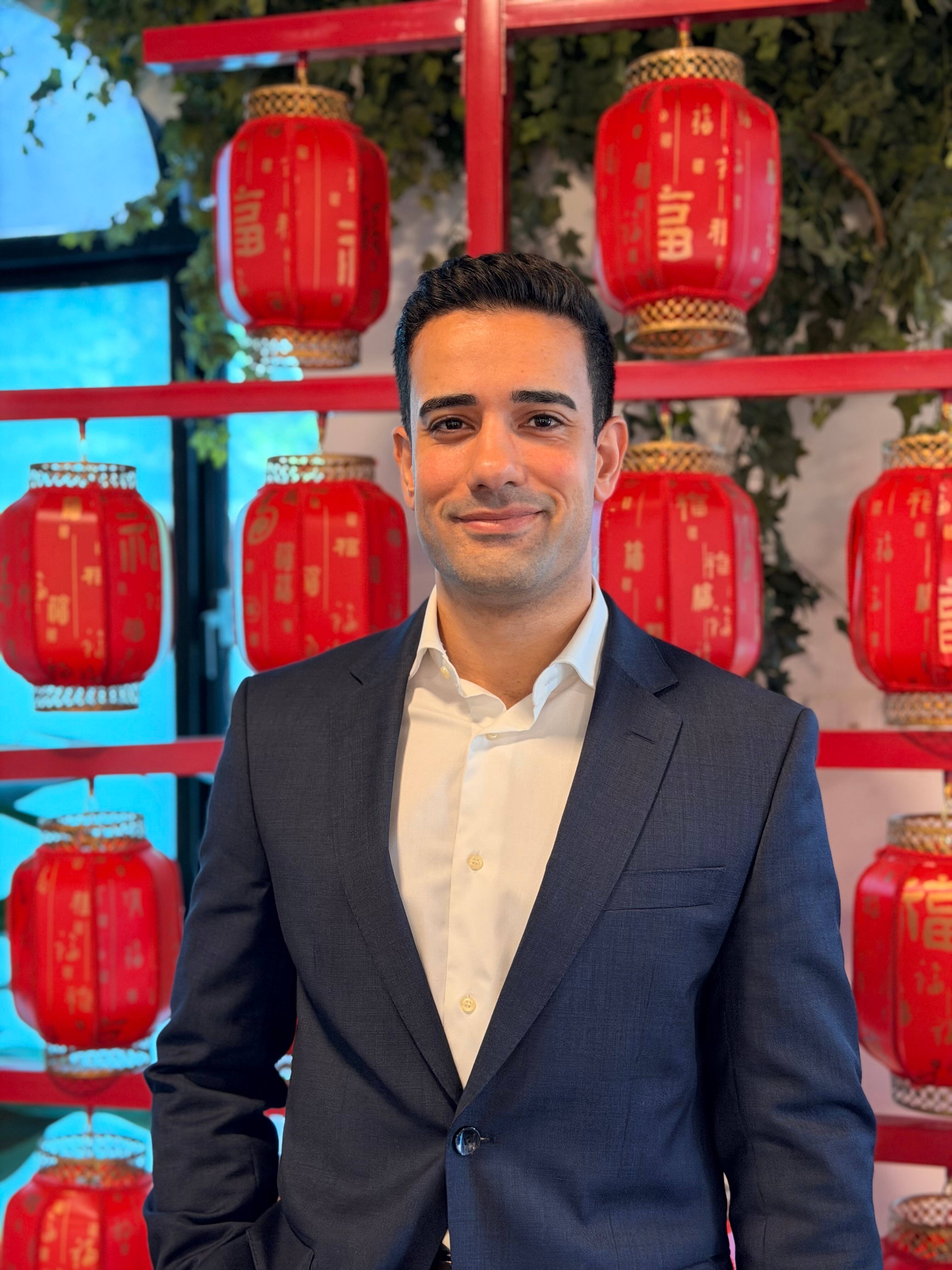 Richard  - Sales & GTM Consultant | Enablement, Training, AI