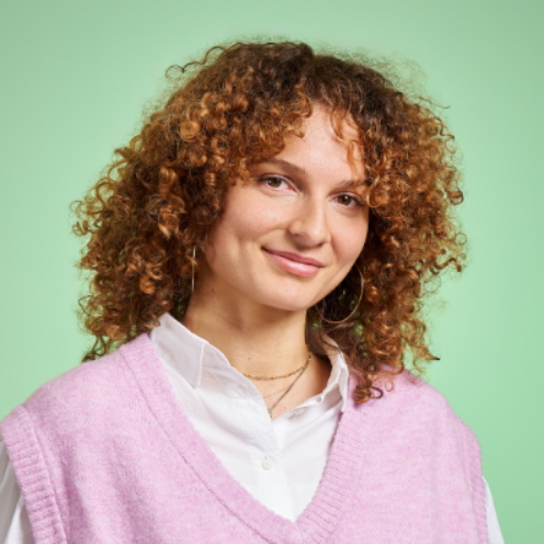 Lucie  - Chef de projet communication internationale