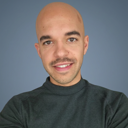 Traian P. - Senior Full-Stack Engineer & Cloud Architect | Azu