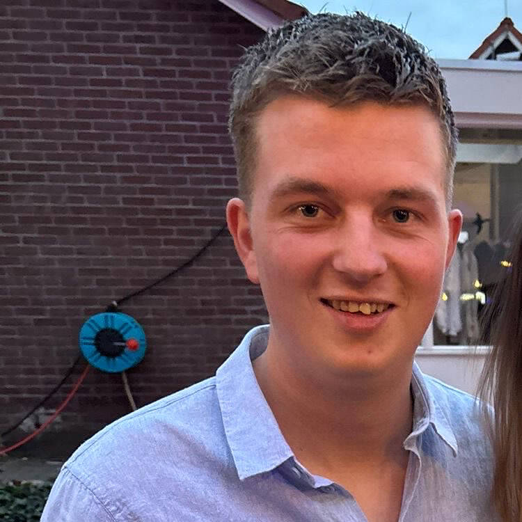 Dirk Van Maasacker