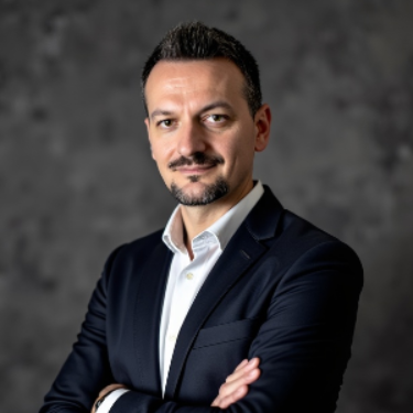 Tomislav R. - Engineering Prozesse | Effizienz & Struktur