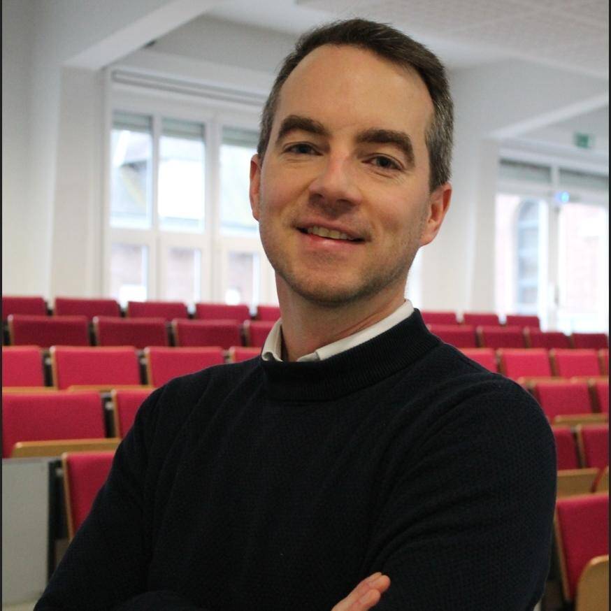 Hans  - CFO / Business & Financial Controller / Trainer