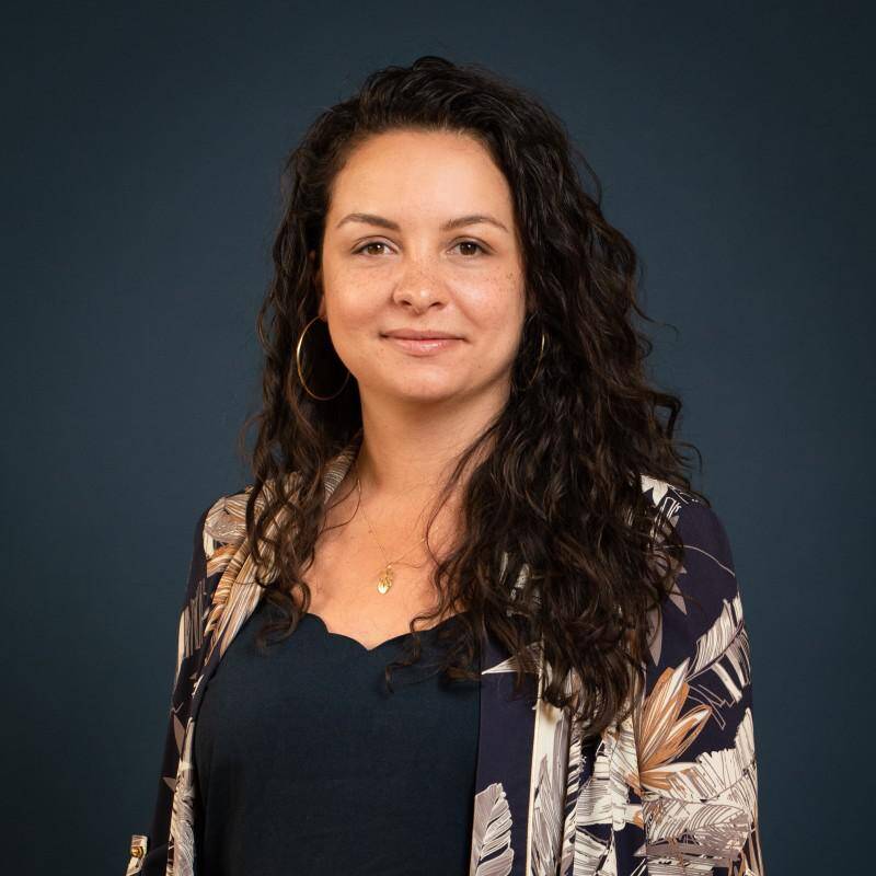 Emeline G. - COO/CRO/CMO