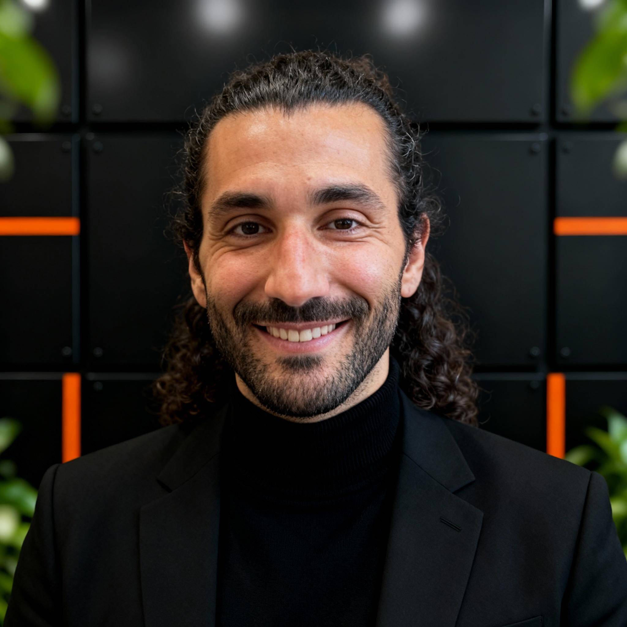 Ümit E. - AI Development (LLMs, Agents, Voice, Workflows)
