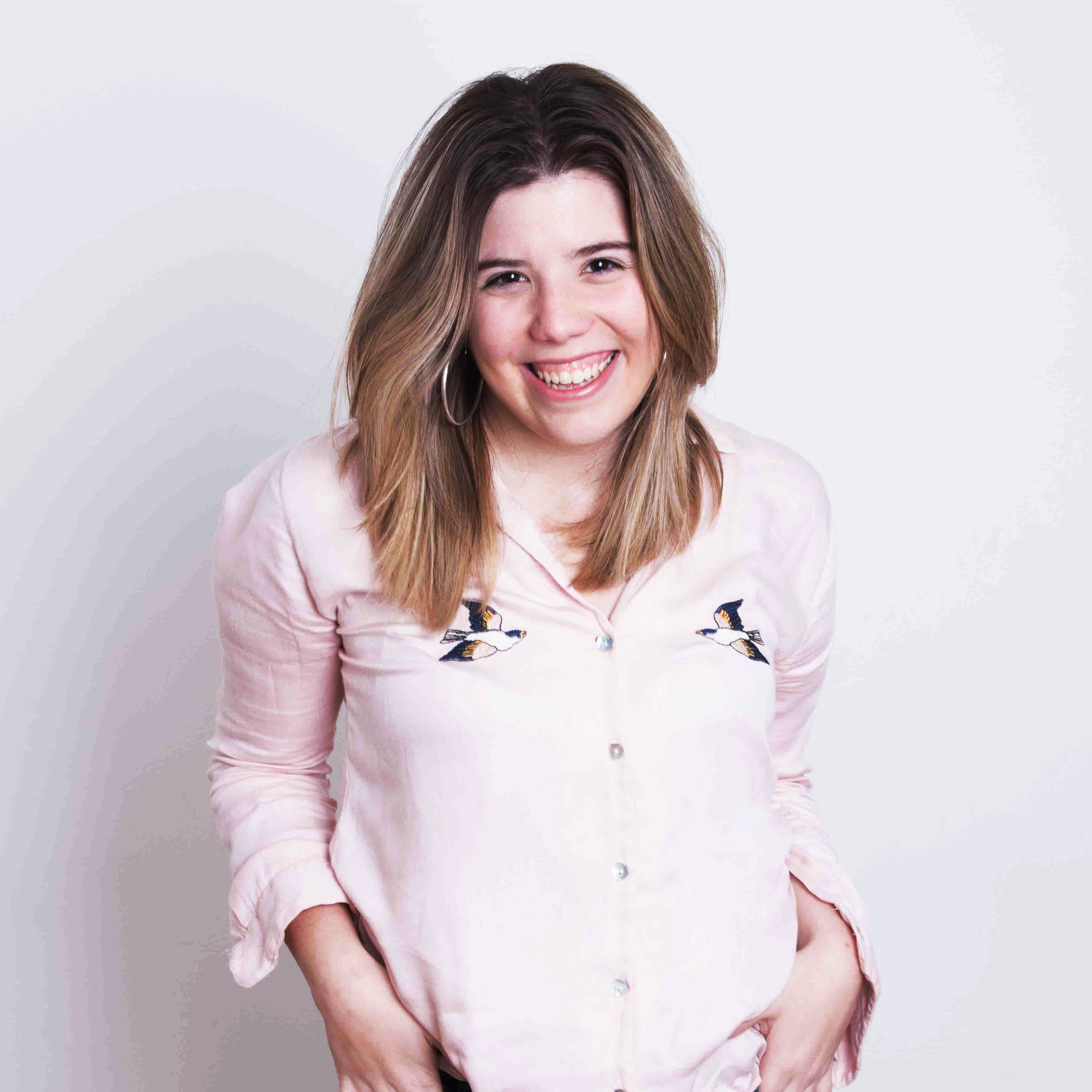 Florencia  - Graphic & UI Designer | Branding & Digital Design