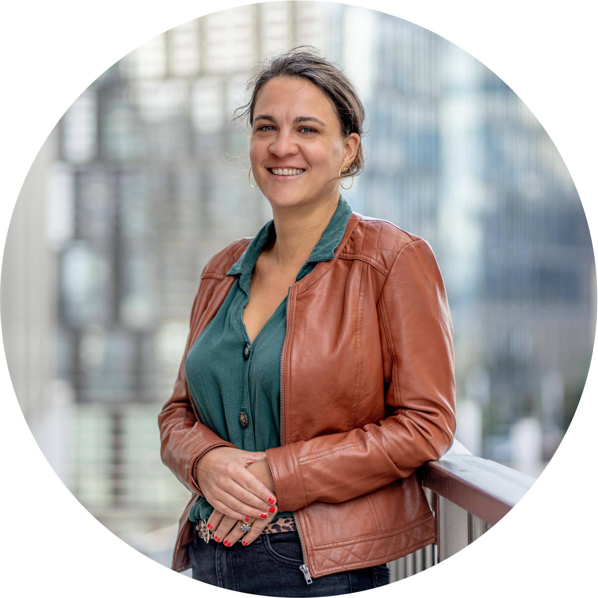 Anne-Laure B. - product owner | web marketing | retail