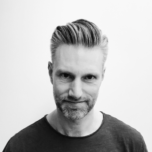 Steven Van Loy - Senior Concept & UX designer