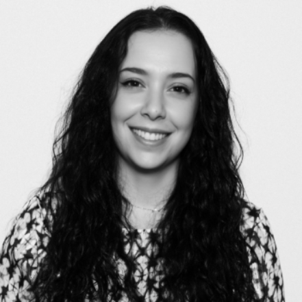 Laura Gómez Lozano - Social media & Content Strategist | Data Analyst