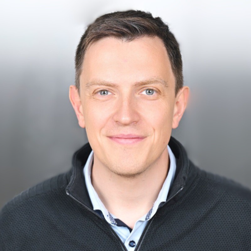 Nikolay Evstratov - Public Relations for Tech & AI in DACH