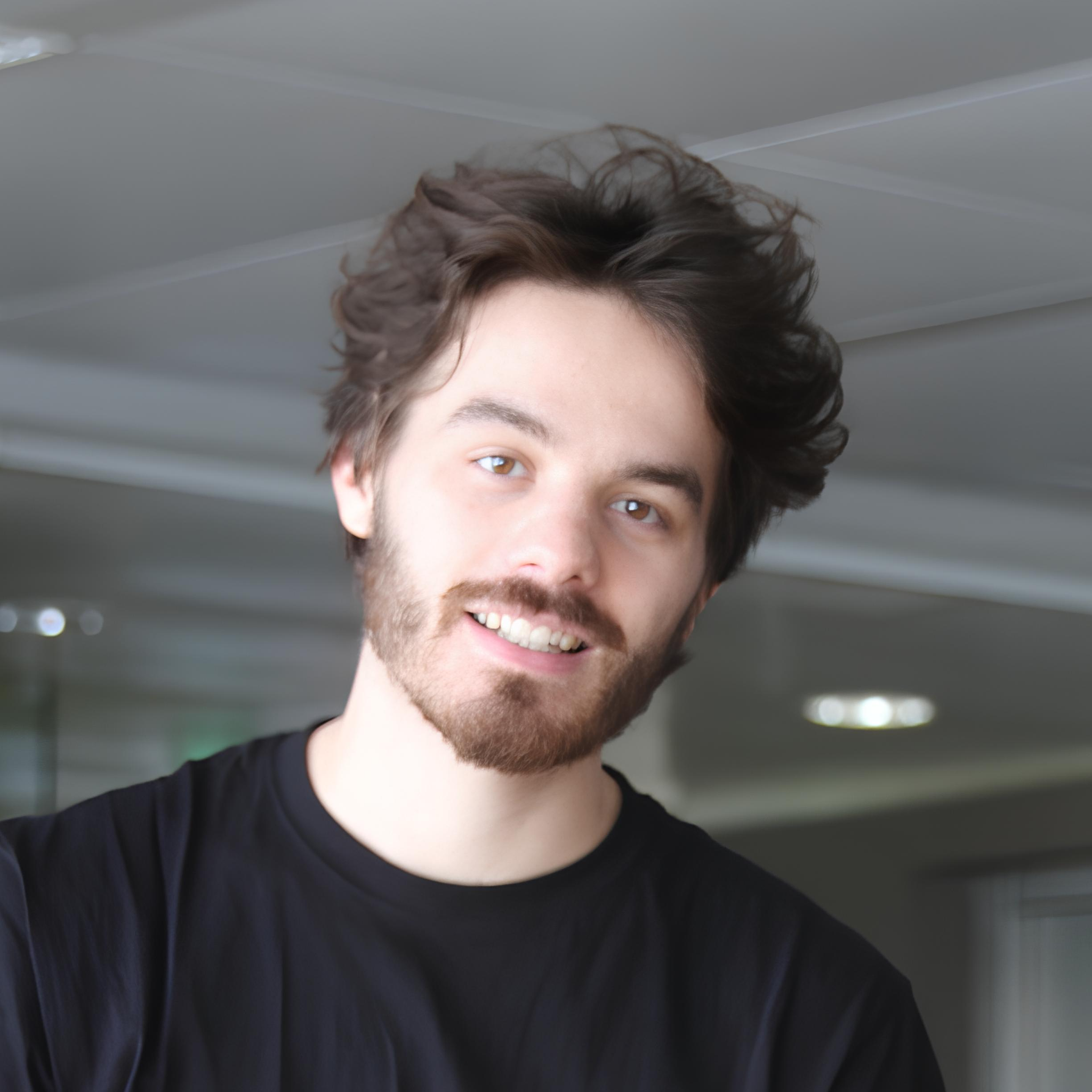 Raphaël R.