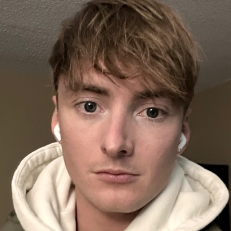 Frédéric  - apparel designer
