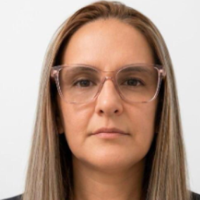 Ana Maria Velasquez - Asistente Administrativa especializada en Negocios