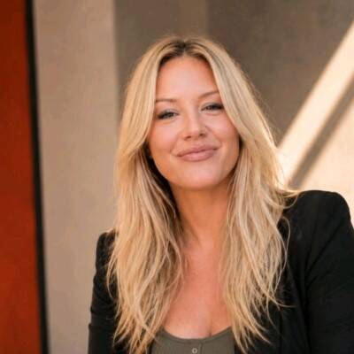 Charlotte Joyon - Consultante en stratégie commerciale, HOS