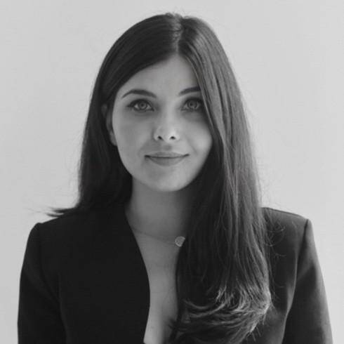 Adelina  - SEA | SMA | Google Ads | META | TikTok