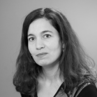 Clara  - Abogado especializado en propiedad intelectual y contratos