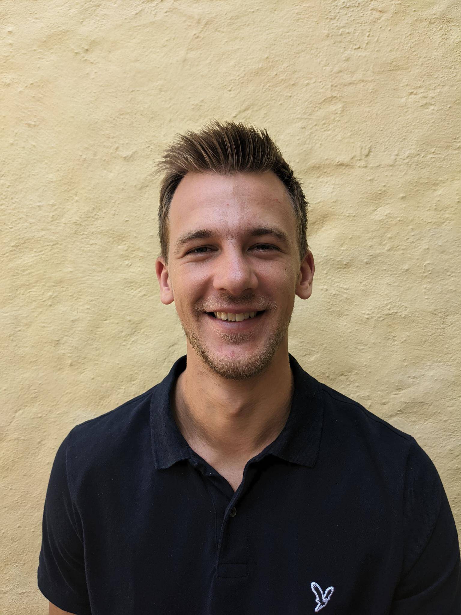 Cédric Bruyns - traducteur , formateur de langues, contenu