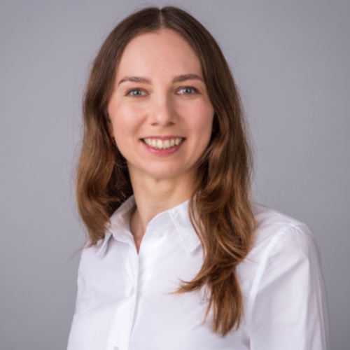 Ralina Rinatovna  - Ingénieur logiciel Fullstack senior
