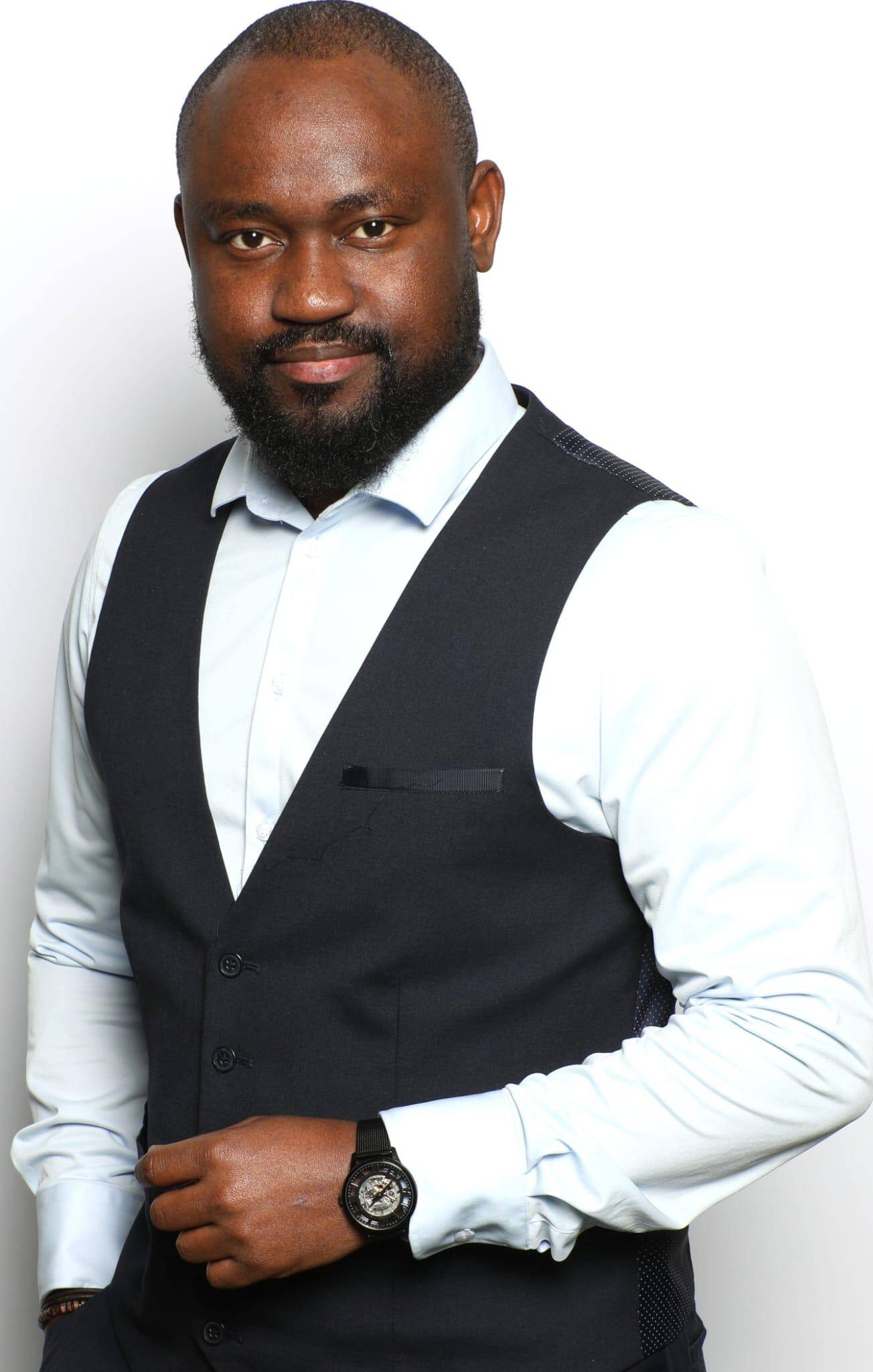 Yemi Tito Djakopo - Directeur Projet Data Finance durable ESG/CSRD/RSE