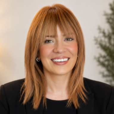Azza Hamid - Ressource humaine service client