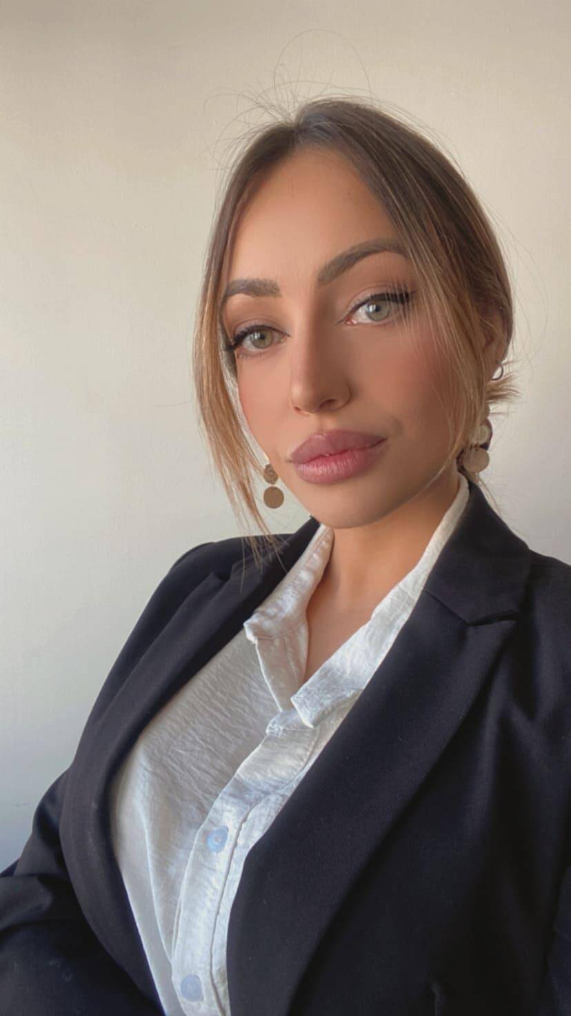 Sandra C. - Desarrolladora web + agentes de IA a medida 🥇
