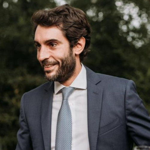 Gabriele R.