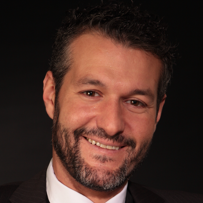 Carlos  - S4/HANA Transformation Program Directeur
